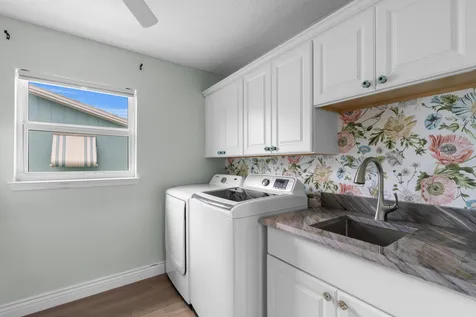 2890 SE 1st Court Boynton Beach FL 33435