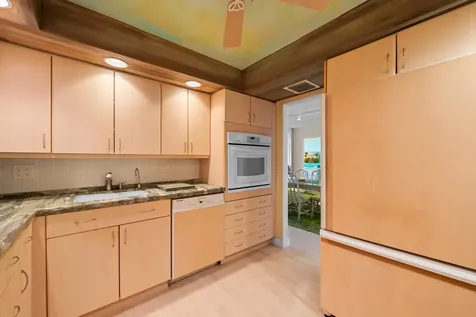 3546 S Ocean Boulevard South Palm Beach FL 33480