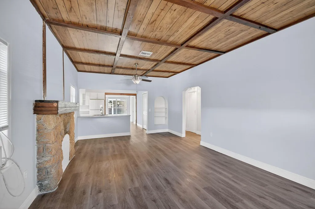 1006 S M Street Lake Worth Beach FL 33460
