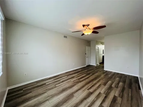 6944 SW 39th Street Davie FL 33314