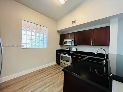 6944 SW 39th Street Davie FL 33314