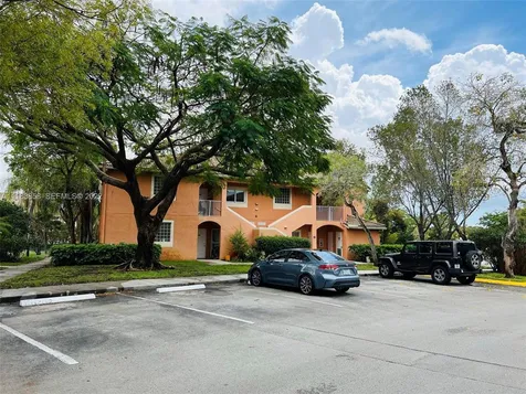 6944 SW 39th Street Davie FL 33314