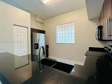 6944 SW 39th Street Davie FL 33314