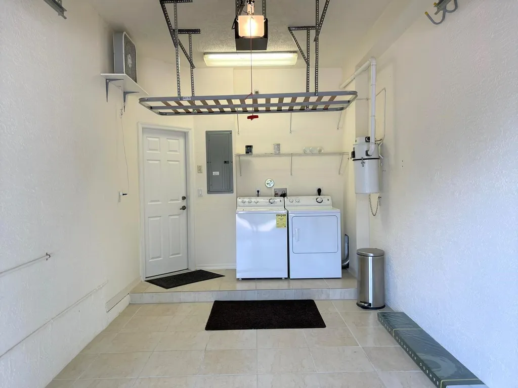 902 S Federal Highway Lake Worth Beach FL 33460