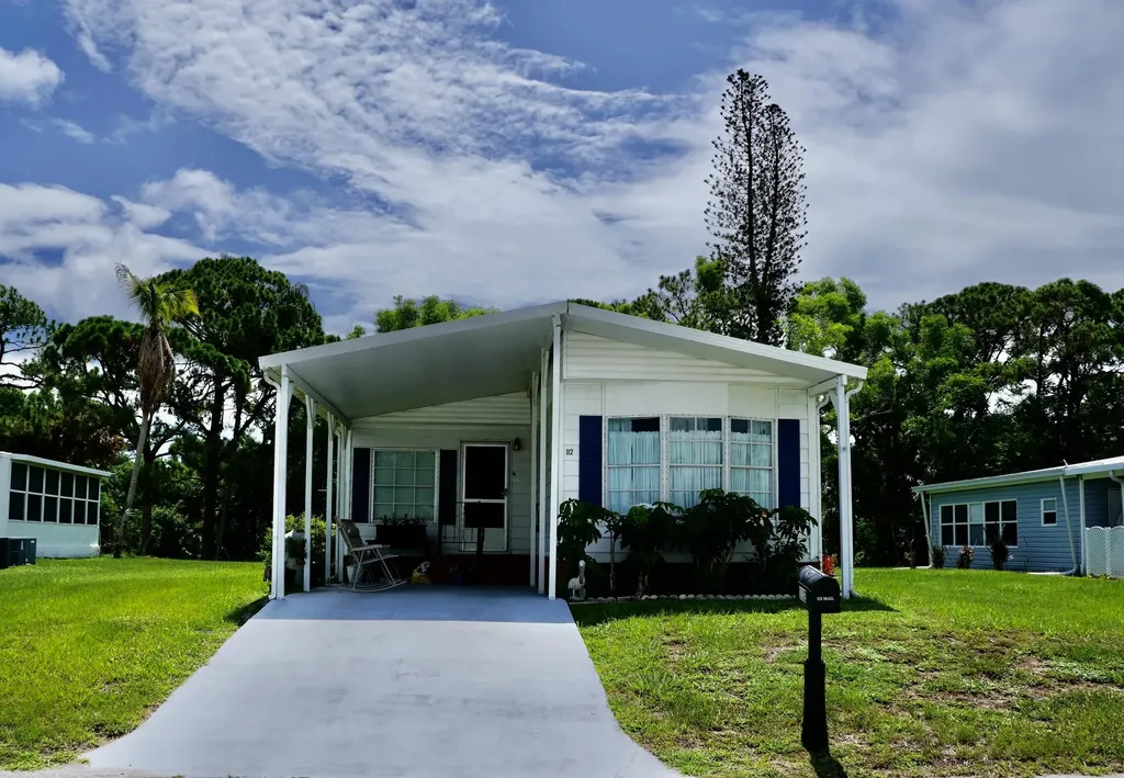 112 W Caribbean Port St Lucie FL 34952