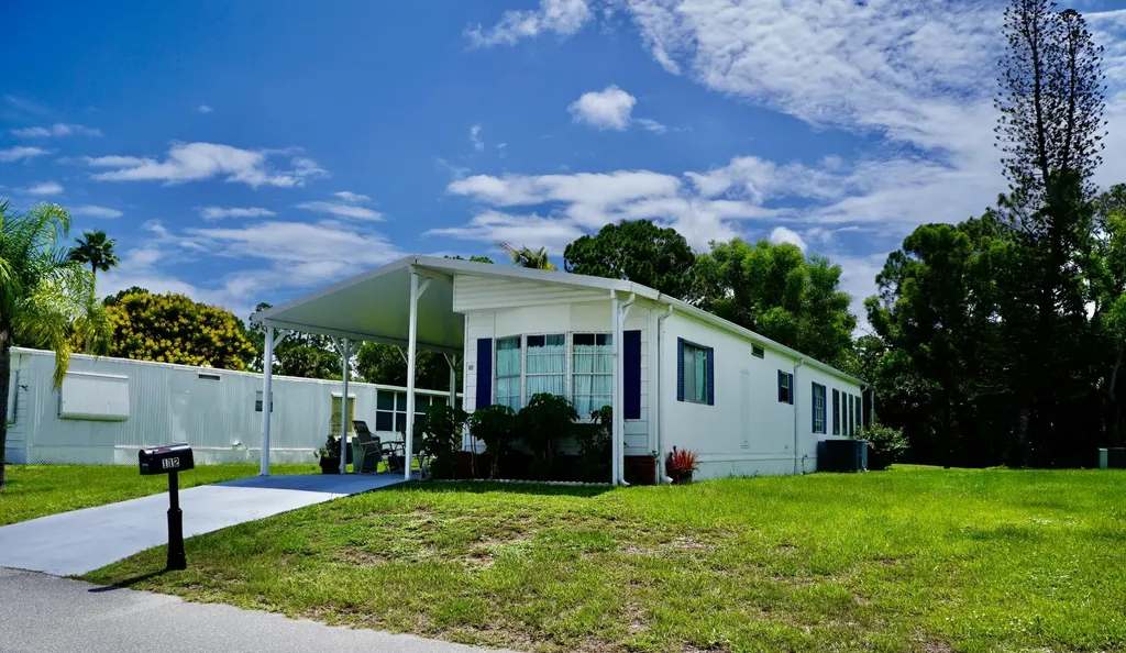 112 W Caribbean Port St Lucie FL 34952