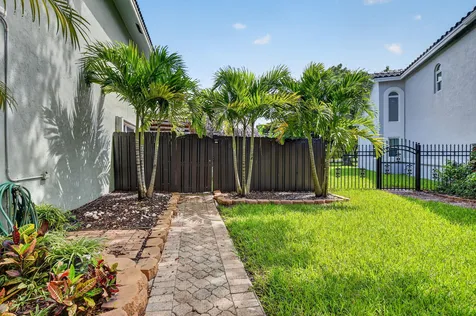 5901 NW 58th Terrace Parkland FL 33067