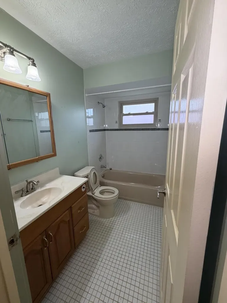 542 NW La Brea Avenue Port St Lucie FL 34983