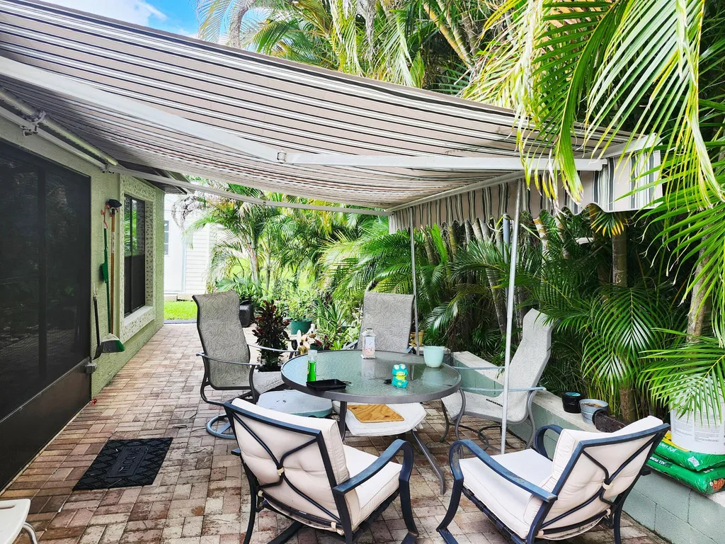 11 SE Flamenco Way Port St Lucie FL 34952