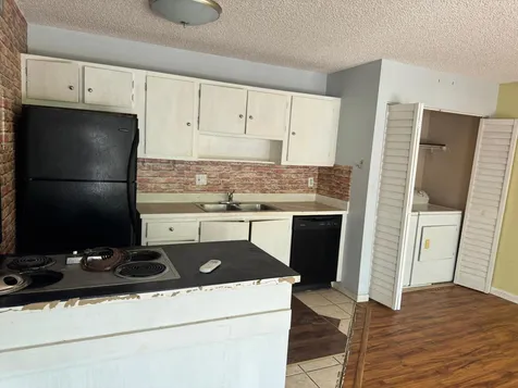637 Executive Center Drive West Palm Beach FL 33401