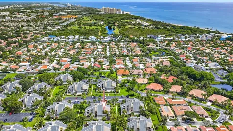 1605 U.s. 1 Jupiter FL 33477