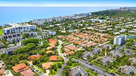 1605 U.s. 1 Jupiter FL 33477