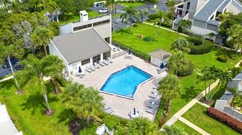1605 U.s. 1 Jupiter FL 33477