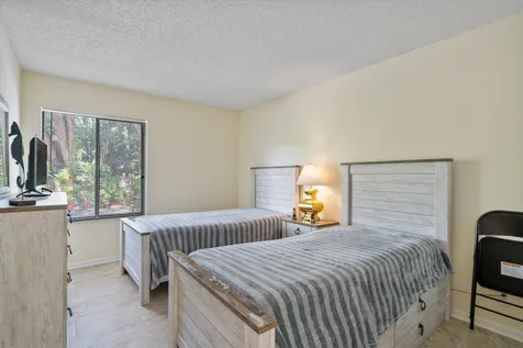 150 Pineview Road Jupiter FL 33469