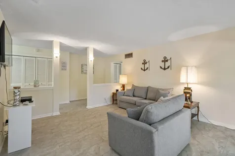 150 Pineview Road Jupiter FL 33469