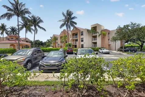 2731 Ocean Club Boulevard Hollywood FL 33019