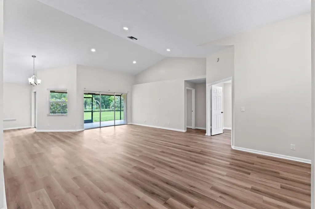 17104 76th Street N The Acreage FL 33470