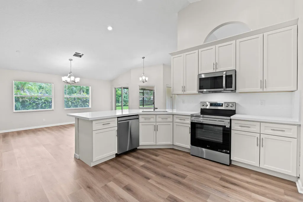 17104 76th Street N The Acreage FL 33470