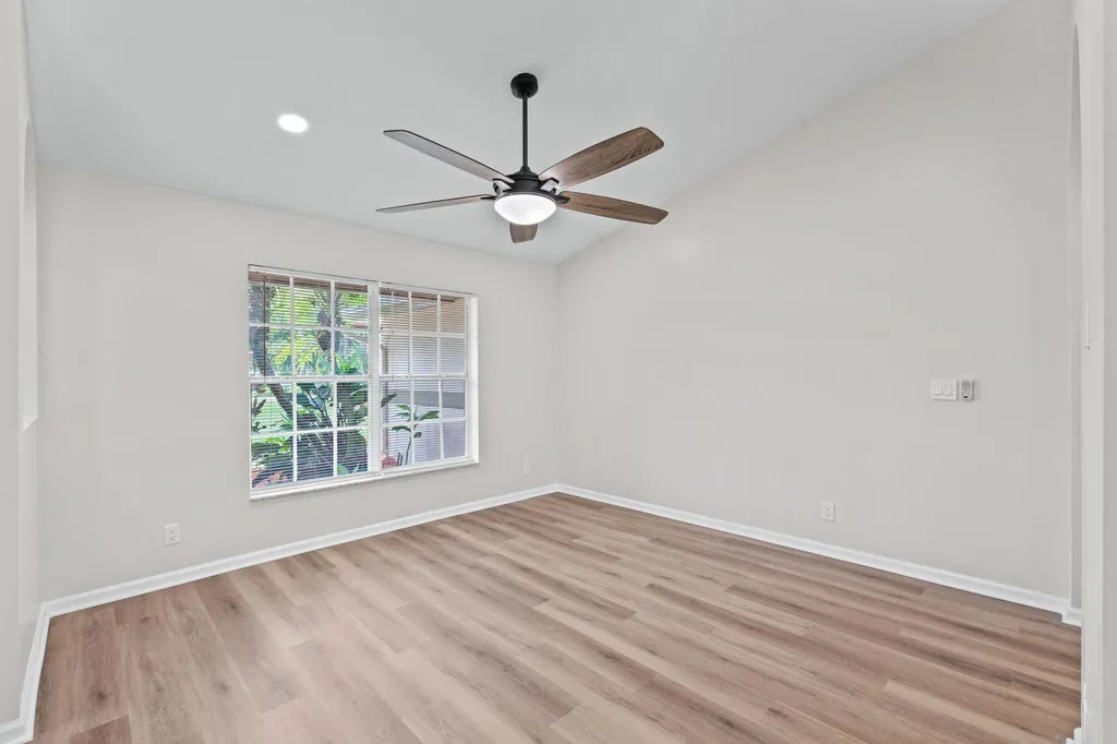 17104 76th Street N The Acreage FL 33470