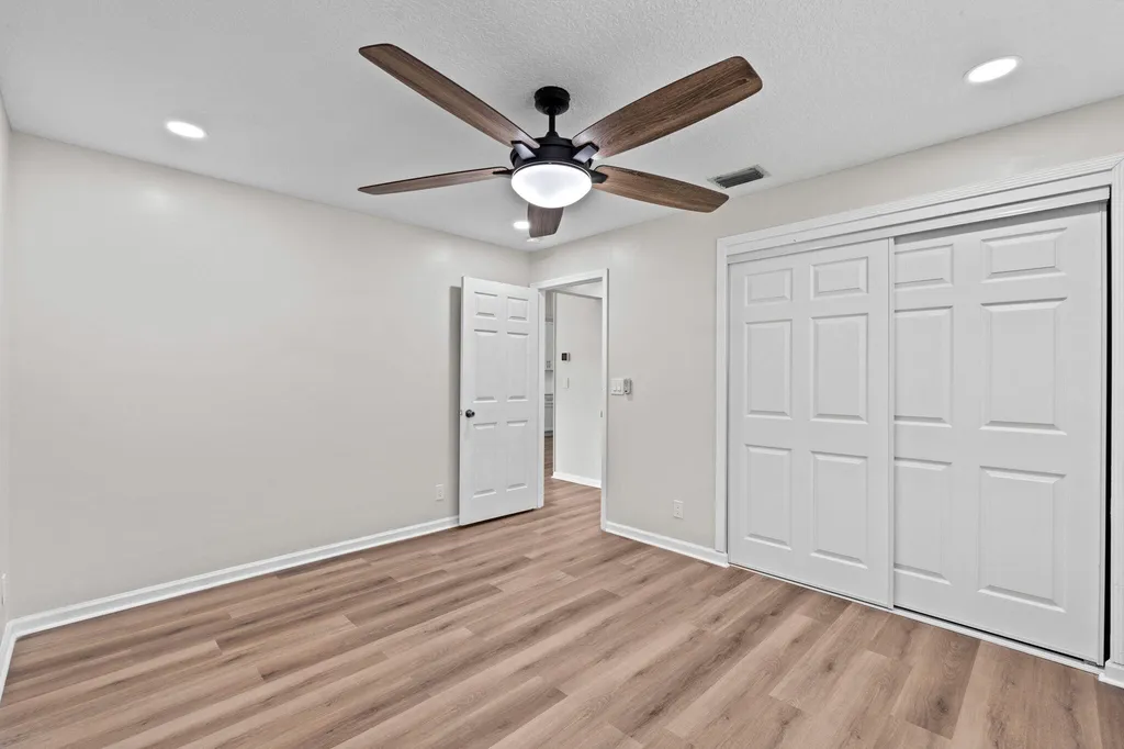 17104 76th Street N The Acreage FL 33470