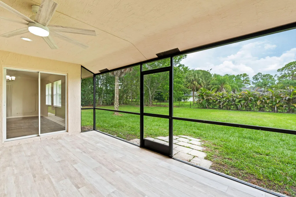 17104 76th Street N The Acreage FL 33470