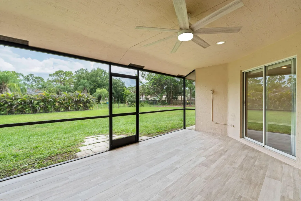17104 76th Street N The Acreage FL 33470