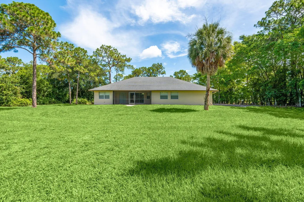 17104 76th Street N The Acreage FL 33470