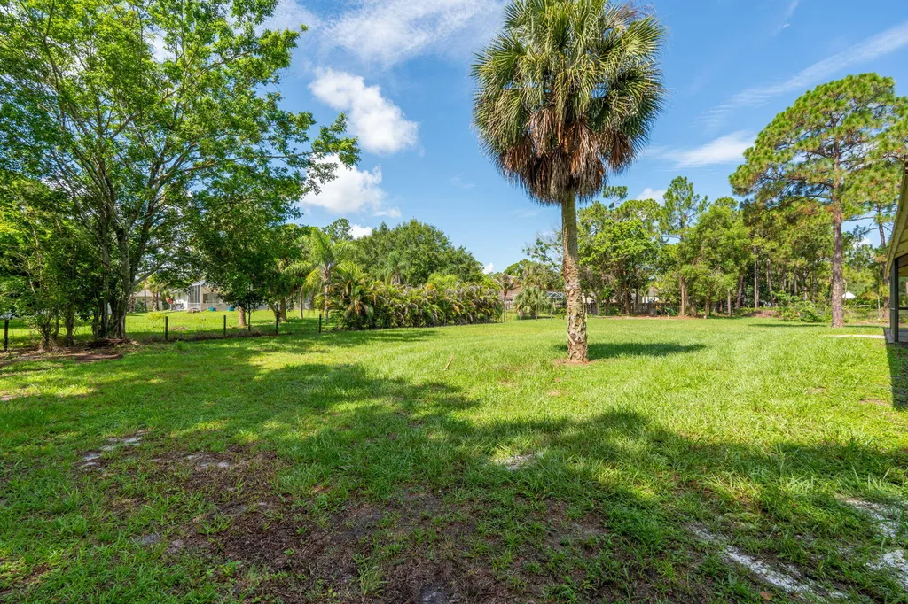 17104 76th Street N The Acreage FL 33470