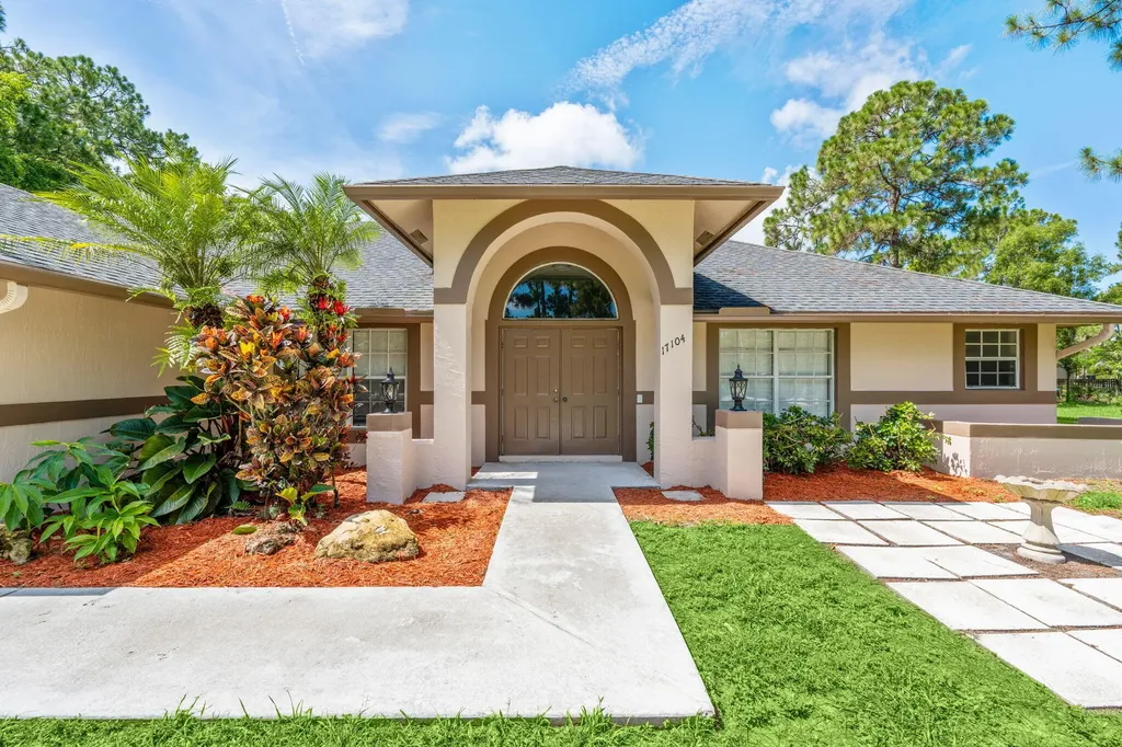 17104 76th Street N The Acreage FL 33470