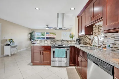 740 Buttonwood Road North Palm Beach FL 33408