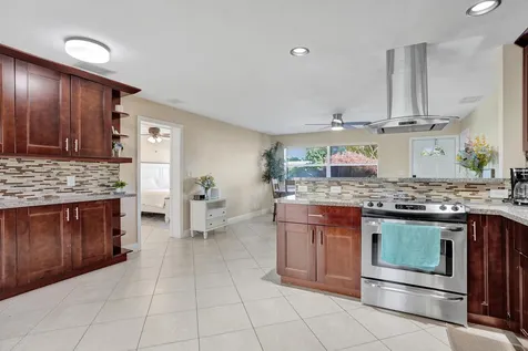 740 Buttonwood Road North Palm Beach FL 33408