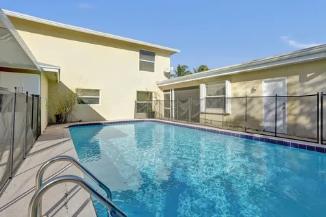 740 Buttonwood Road North Palm Beach FL 33408