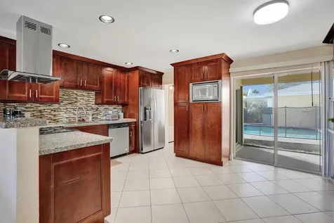 740 Buttonwood Road North Palm Beach FL 33408
