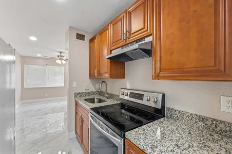 166 SW 3rd Street Deerfield Beach FL 33441