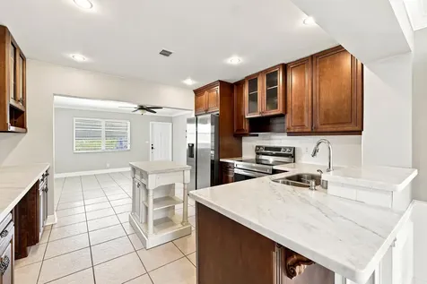 4569 NW 16th Avenue Tamarac FL 33309