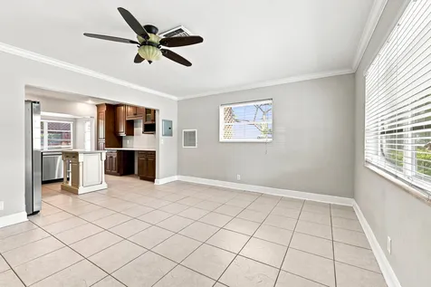 4569 NW 16th Avenue Tamarac FL 33309