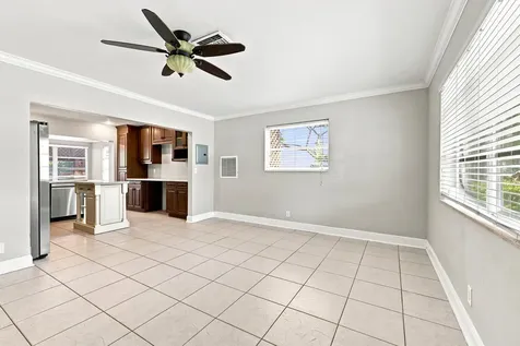 4569 NW 16th Avenue Tamarac FL 33309