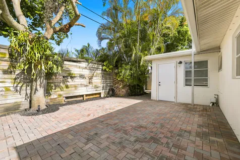 4569 NW 16th Avenue Tamarac FL 33309