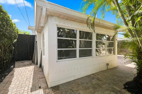 4569 NW 16th Avenue Tamarac FL 33309