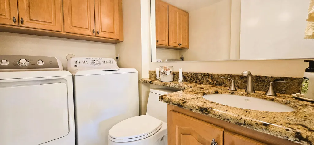 1919 Hartford Court West Palm Beach FL 33409