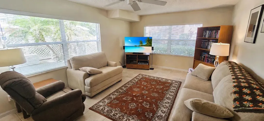 1919 Hartford Court West Palm Beach FL 33409