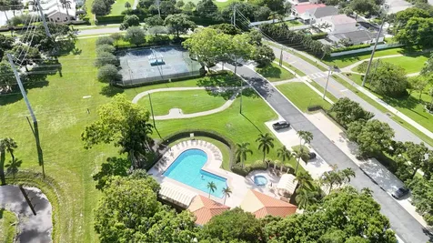 1919 Hartford Court West Palm Beach FL 33409