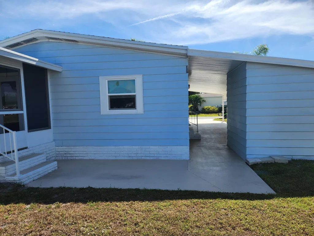 8215 Caper Lane Port St Lucie FL 34952