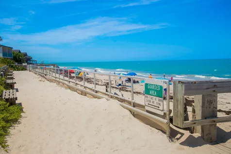 2741 Ocean Drive Vero Beach FL 32963