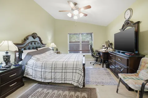 2036 NW 183rd Circle Pembroke Pines FL 33029