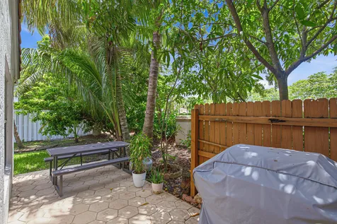 2036 NW 183rd Circle Pembroke Pines FL 33029
