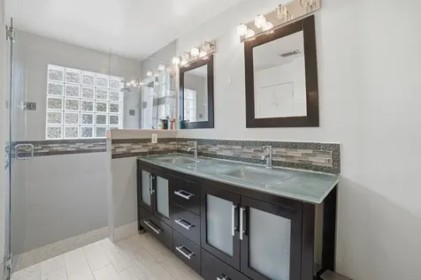 2036 NW 183rd Circle Pembroke Pines FL 33029