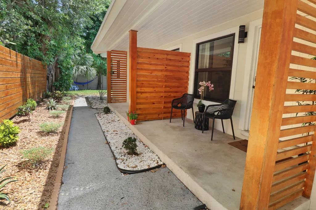 210 SW 11th Street Fort Lauderdale FL 33315