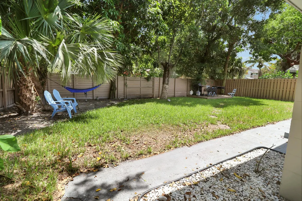 210 SW 11th Street Fort Lauderdale FL 33315