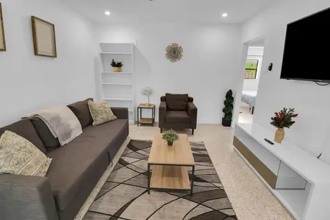 210 SW 11th Street Fort Lauderdale FL 33315